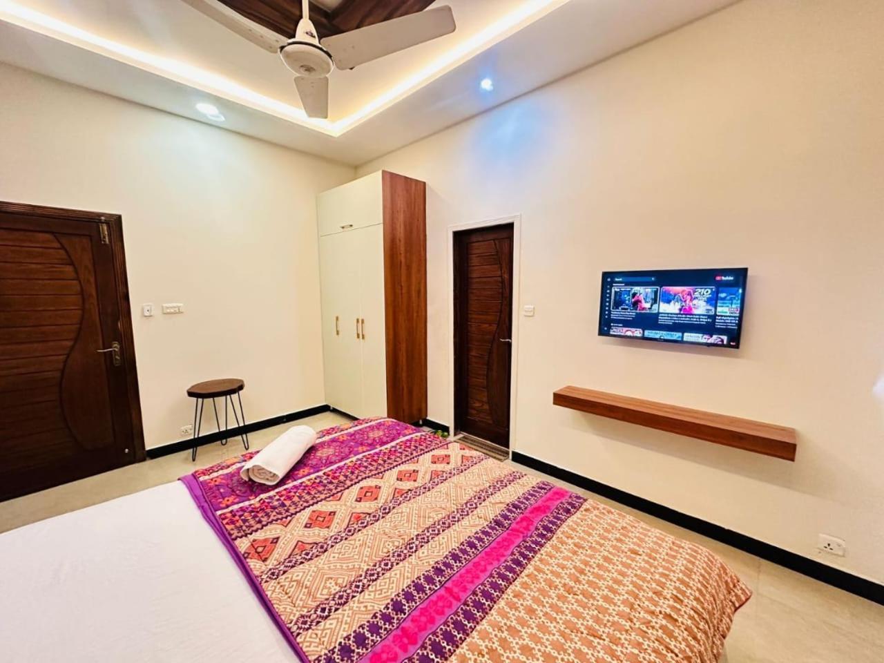 Holidazzle Lodge Islamabad Eksteriør billede